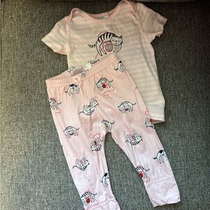 hannah andersson cat baby long sleeve t-shirt & pants set